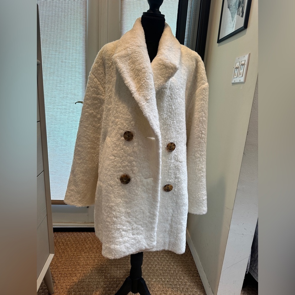kate spade oversized Cream 3/4 coat / Teddy Jacket